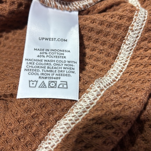 UpWest Waffle Knit Thermal,round neck,exposed seam,fitted cuffs,long sleeve,warm - Picture 7 of 9